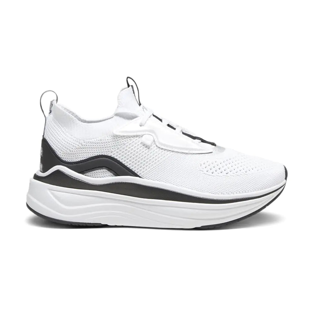 PUMA Womens Softride Stakd Athletic Trainer White/Black/Silver 7.5