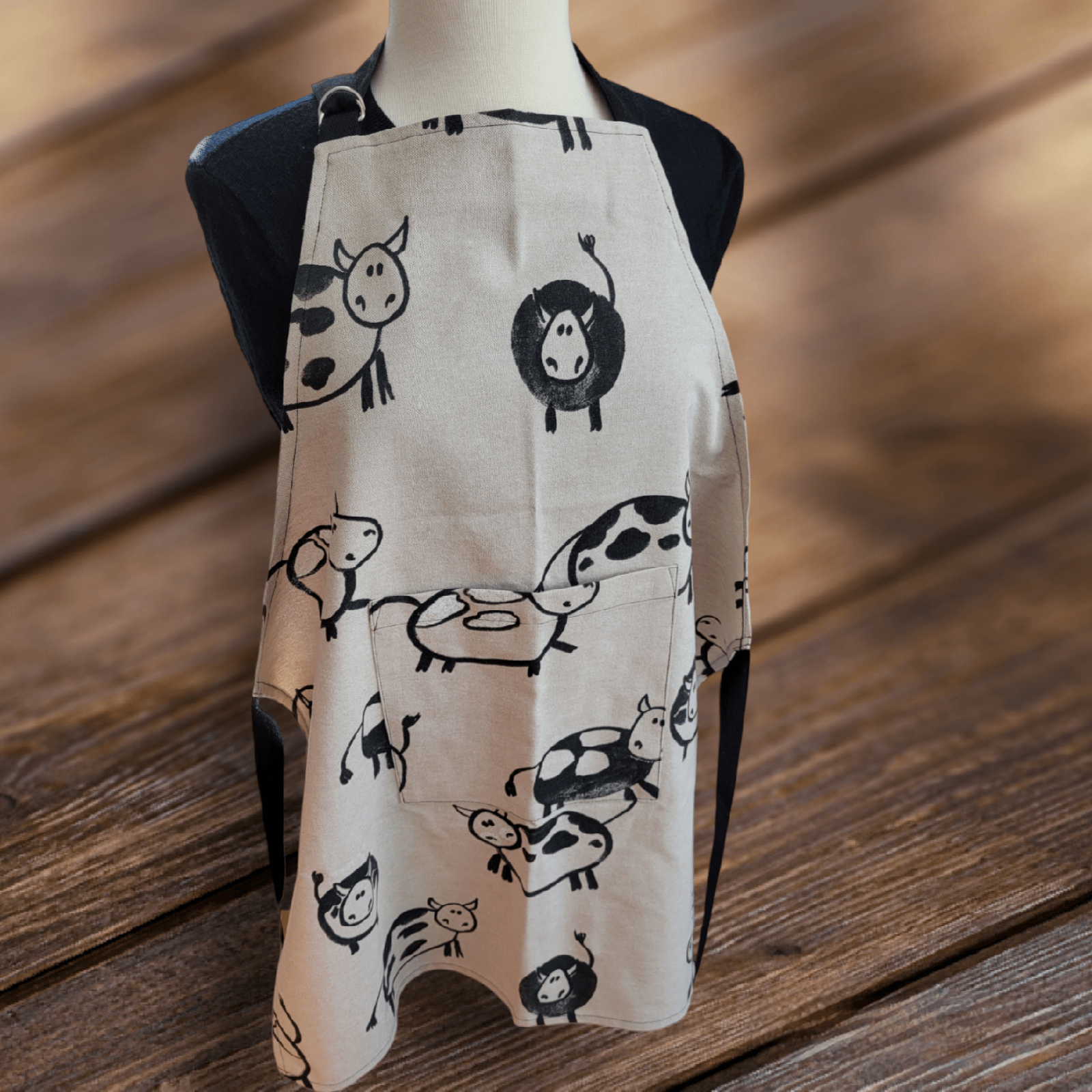 Tabliers - Velora Luxury Fashion