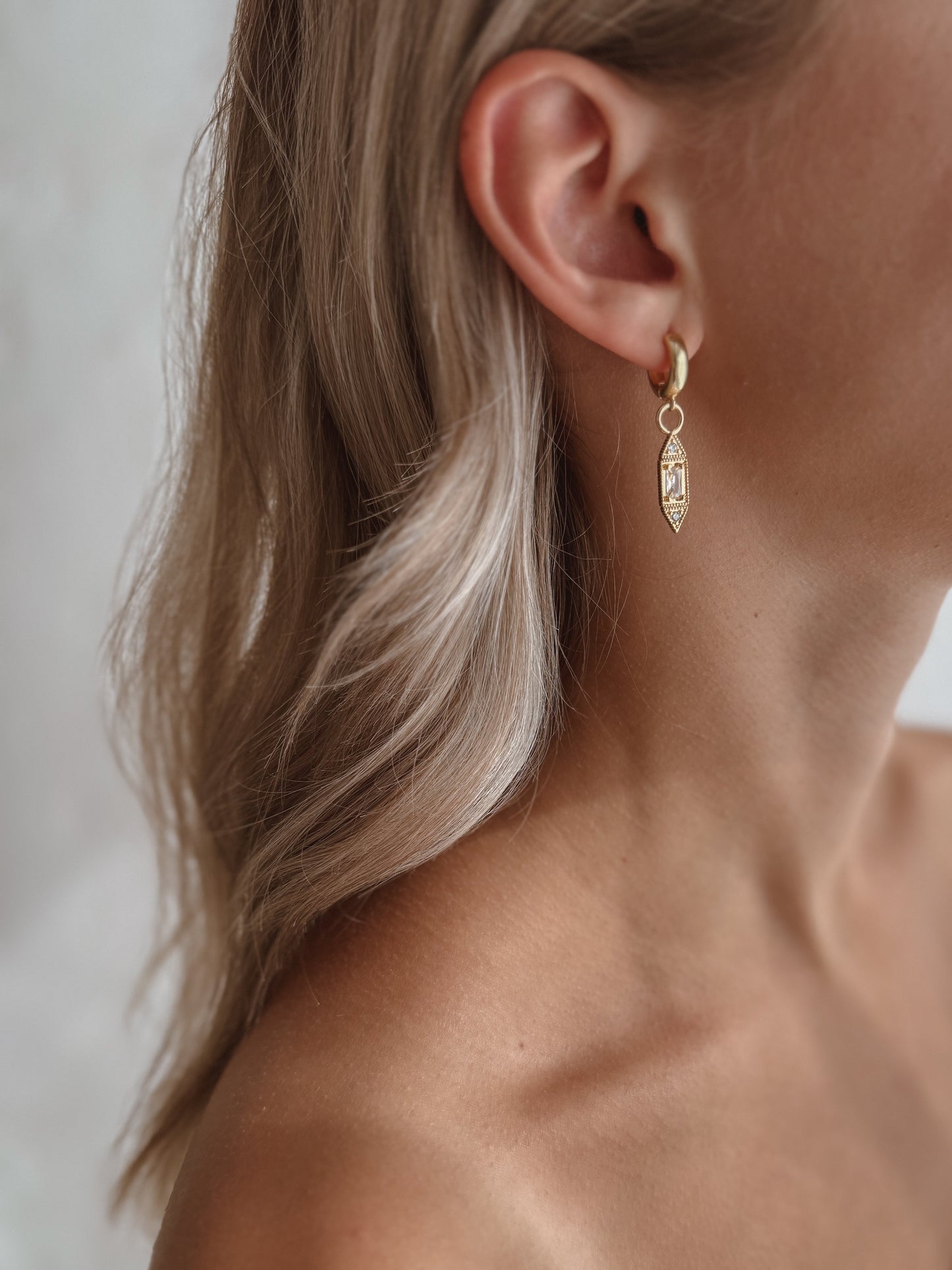 The Celeste Huggie Hoop Earrings - Velora Luxury Fashion