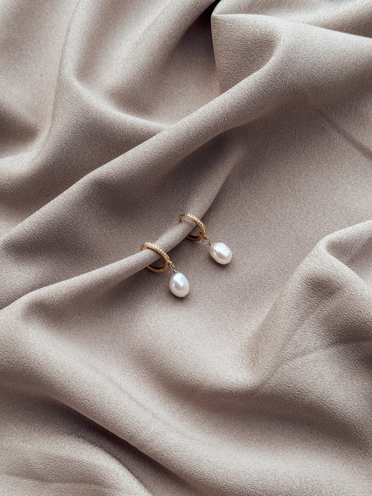 The Diana Huggies - Velora Luxury Fashion