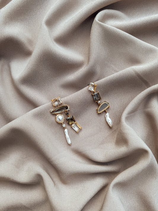 The Kenzie asymmetric earrings - Velora Luxury Fashion