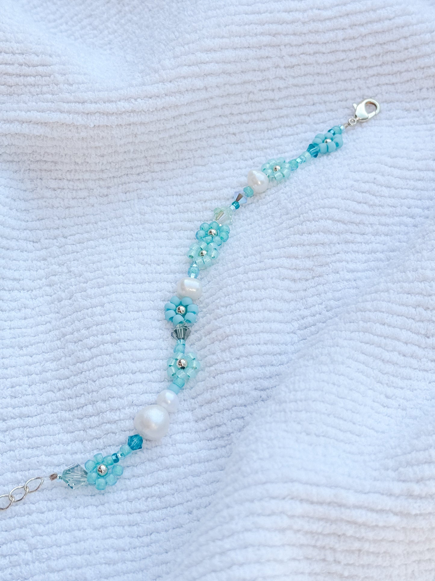 The “Lover” Daisy Bracelet & Anklet - Velora Luxury Fashion