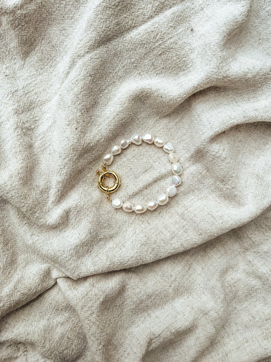 The Malia Pearl Bracelet - Velora Luxury Fashion
