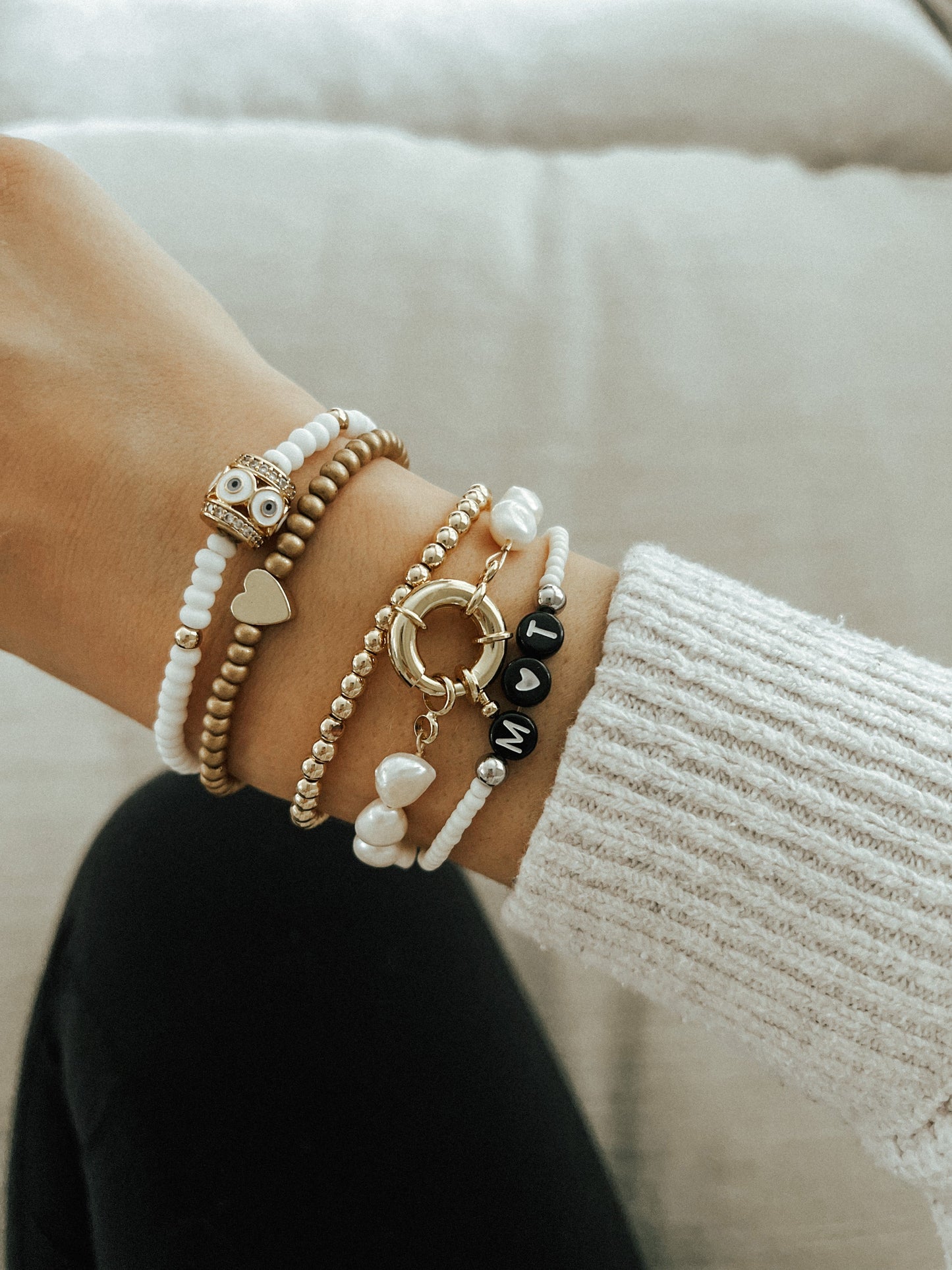 The Malia Pearl Bracelet - Velora Luxury Fashion