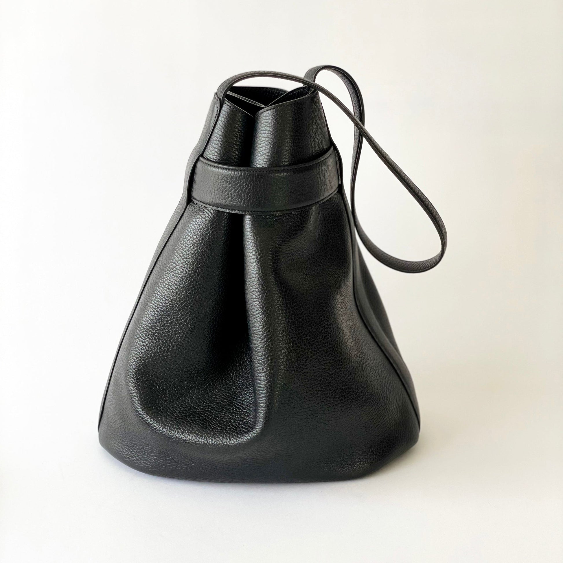 The Navona Bucket Bag in Black - Velora Luxury Fashion