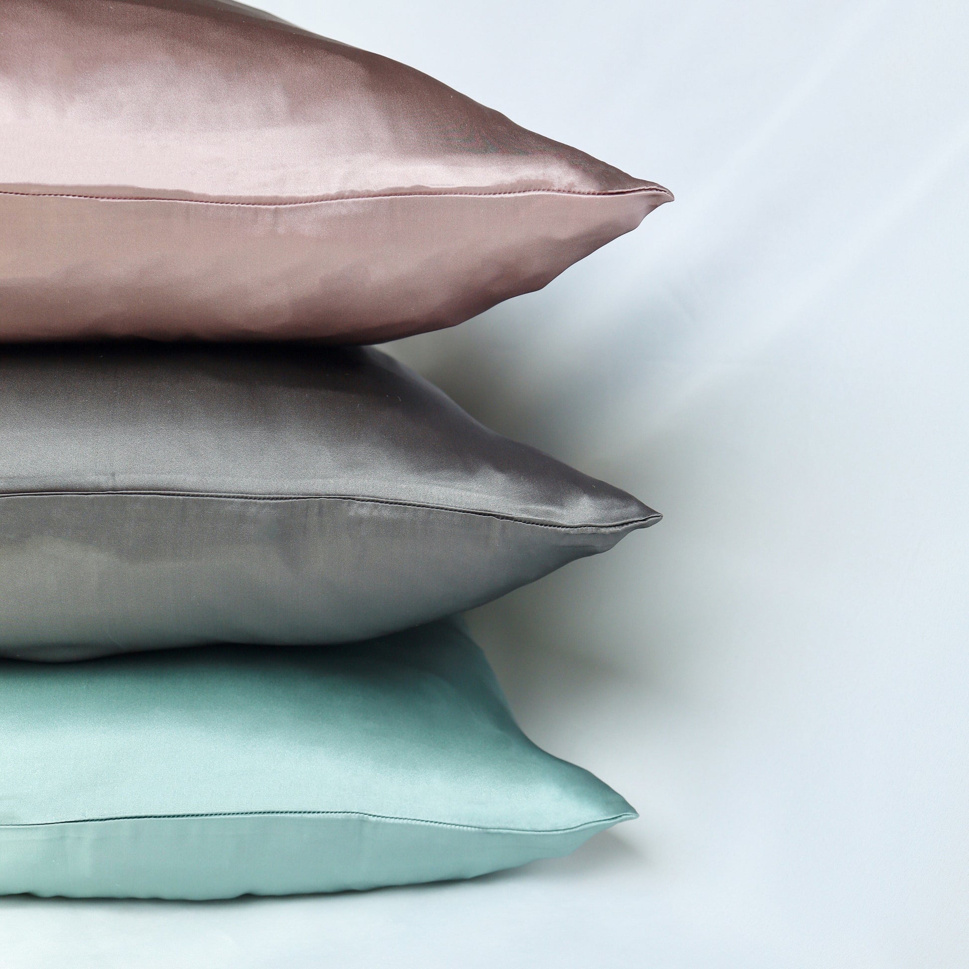 The Paradise Pillowcase - Velora Luxury Fashion