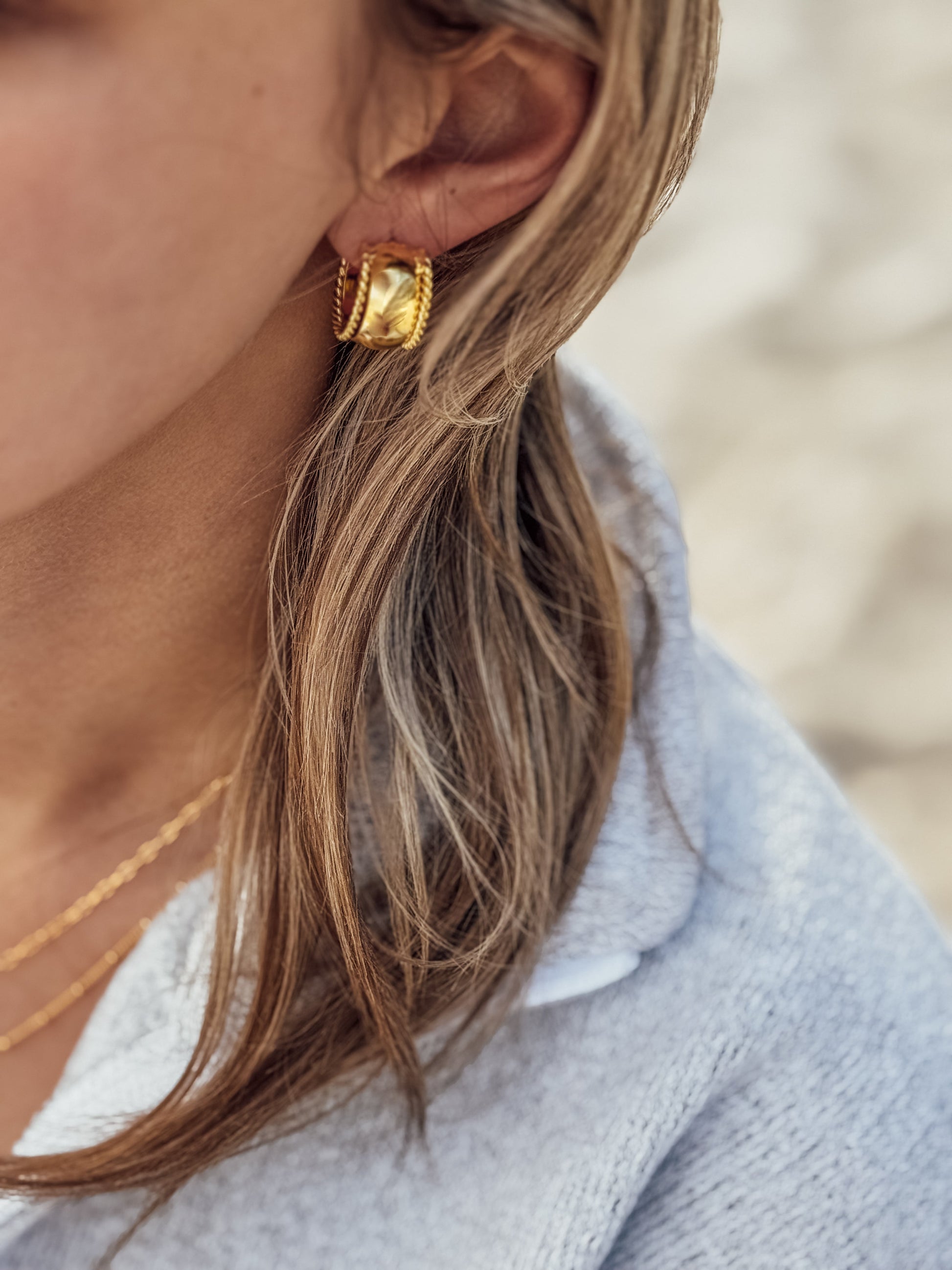 The Sidney Hoop Earrings - Velora Luxury Fashion