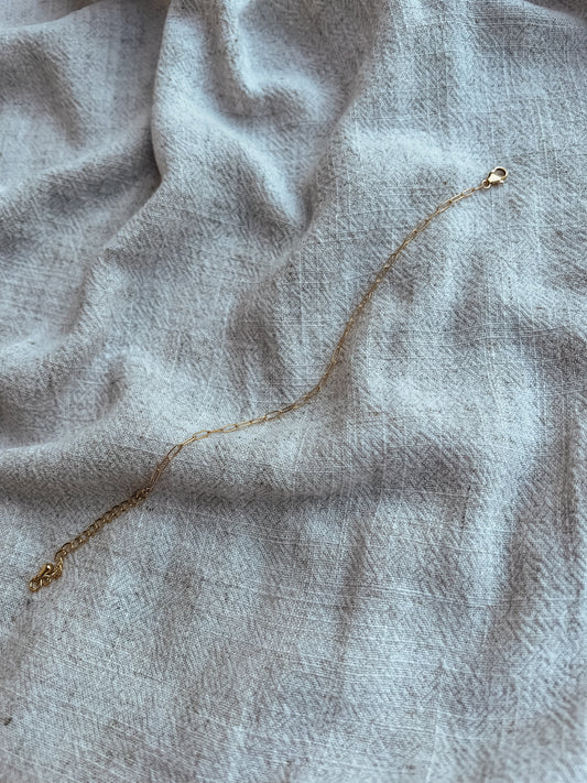 The Willow Paperclip Chain Bracelet - Velora Luxury Fashion