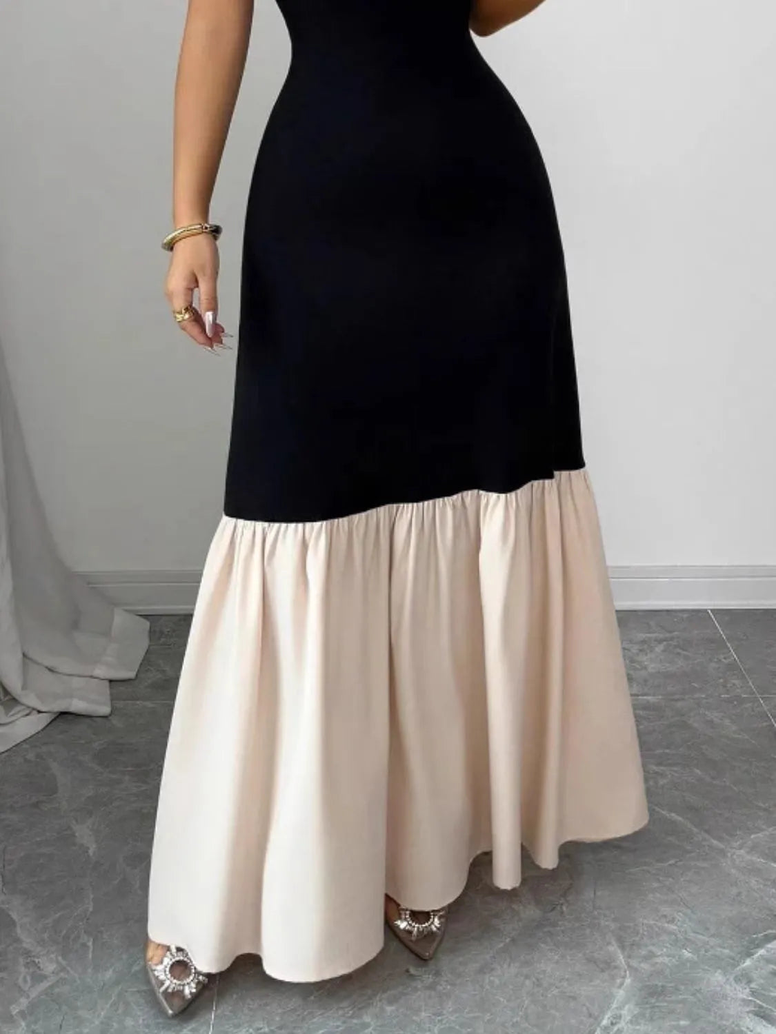 Two-Tone Spaghetti Strap Maxi Dress - Velora Luxury Fashion