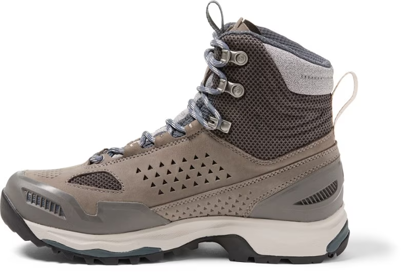 Vasque Women's Breeze AT GTX Trekking Boots - Velora Luxury Fashion
