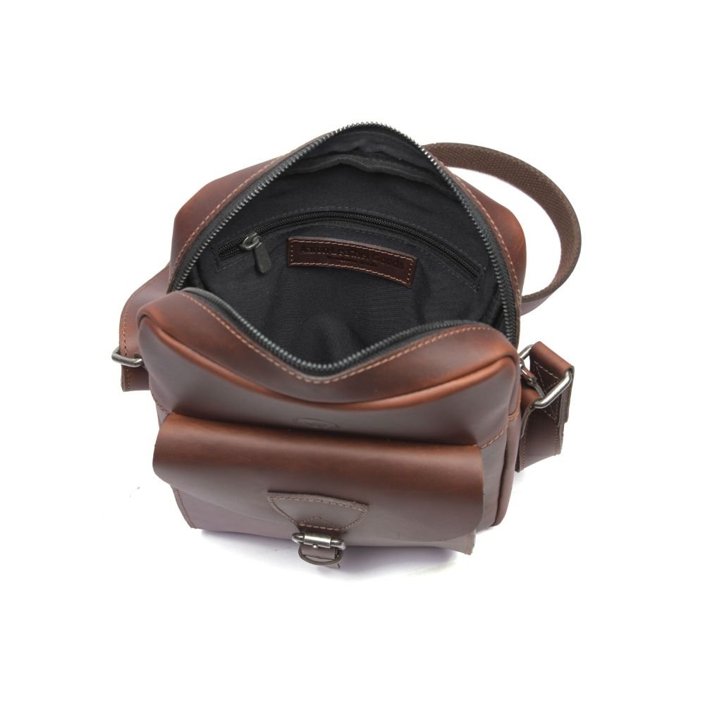Voyager Leather Messenger Bag - Velora Luxury Fashion
