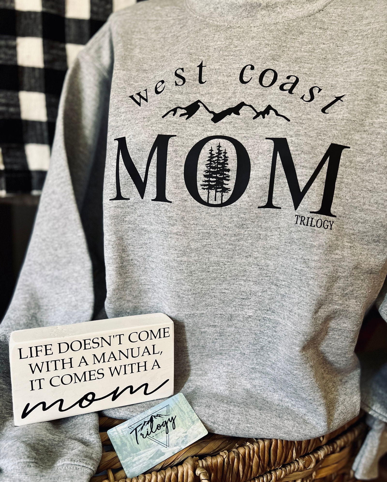 West Coast Mom Crewneck - Velora Luxury Fashion