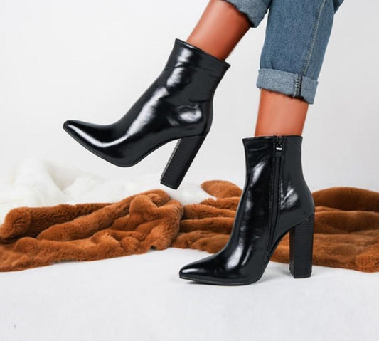 Western Block Heel - Velora Luxury Fashion