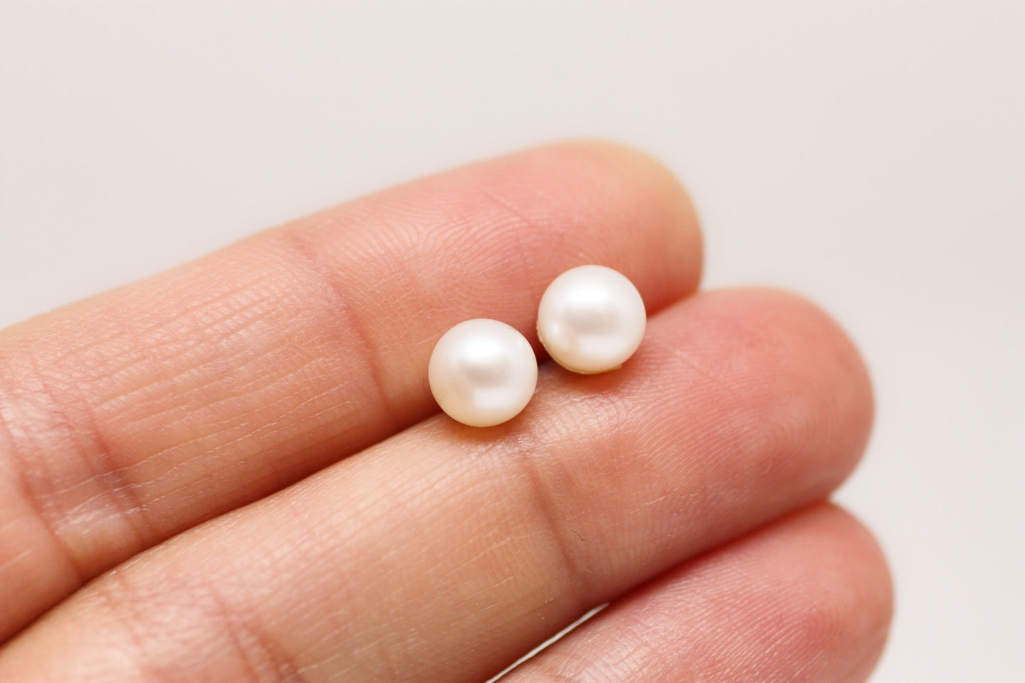 White Pearl Stud Earrings 6.5-7mm - Velora Luxury Fashion