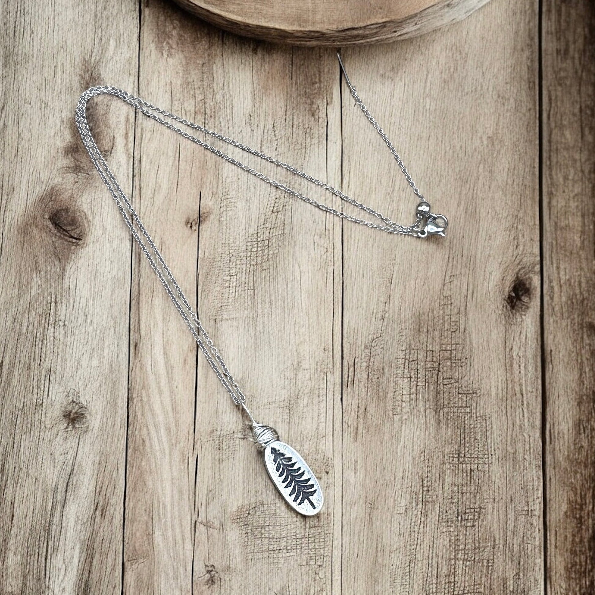 Wire Wrapped Tree Necklace - Velora Luxury Fashion