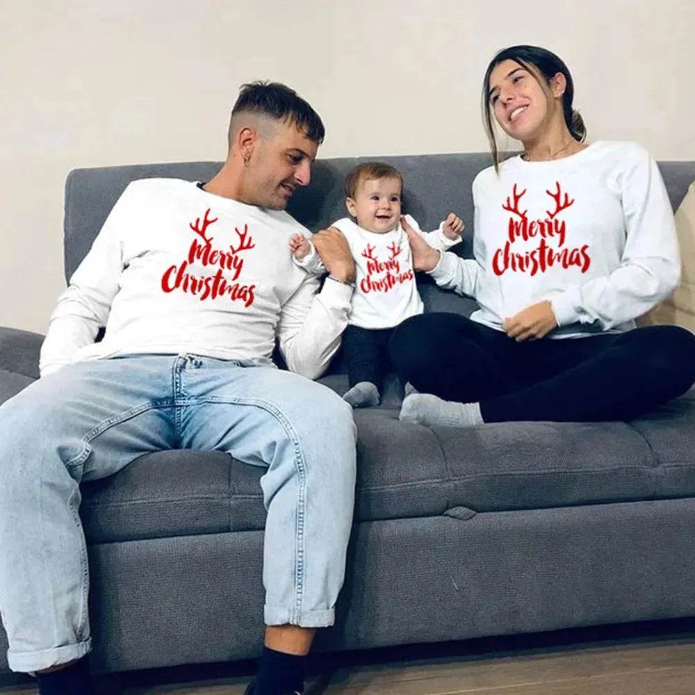 Merry Christmas sweatshirt Family photo wear - Velora