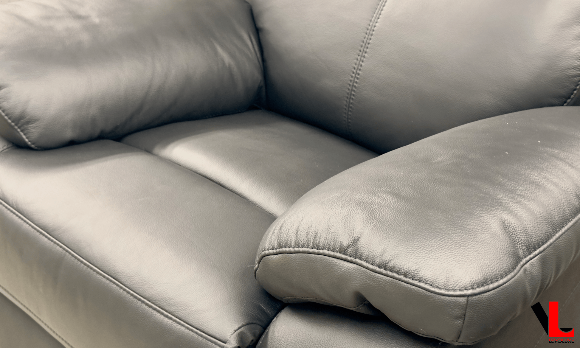 Aveon 38.5" Pillow Top Arm Reclining Chair in Leather Match - Available in 2 Colours - Velora Luxury Fashion