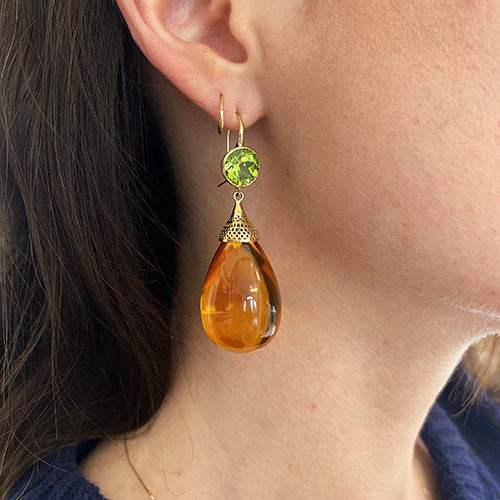 Elegant Drop-shaped Elegant Gold-plated Earrings - Velora