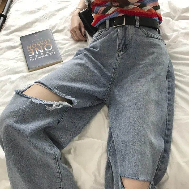 Oversized High Waist Ripped Jeans pant for Women - Velora