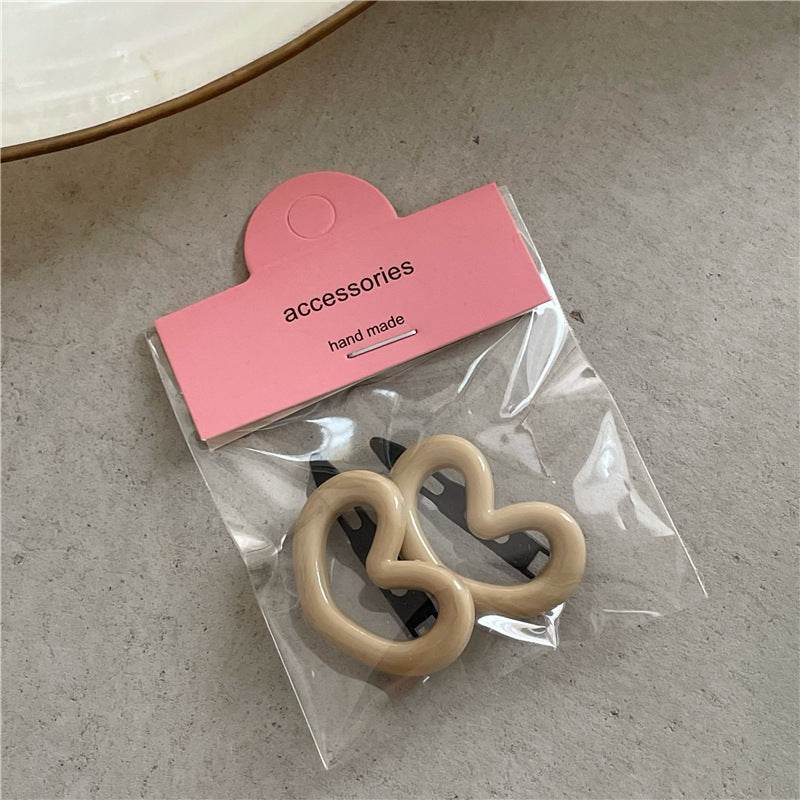 Girl's Love Side Bang Clip Frog Buckle Word Clip Fashion Color Plastic Hairpin A Pair Of Hairclips - Velora
