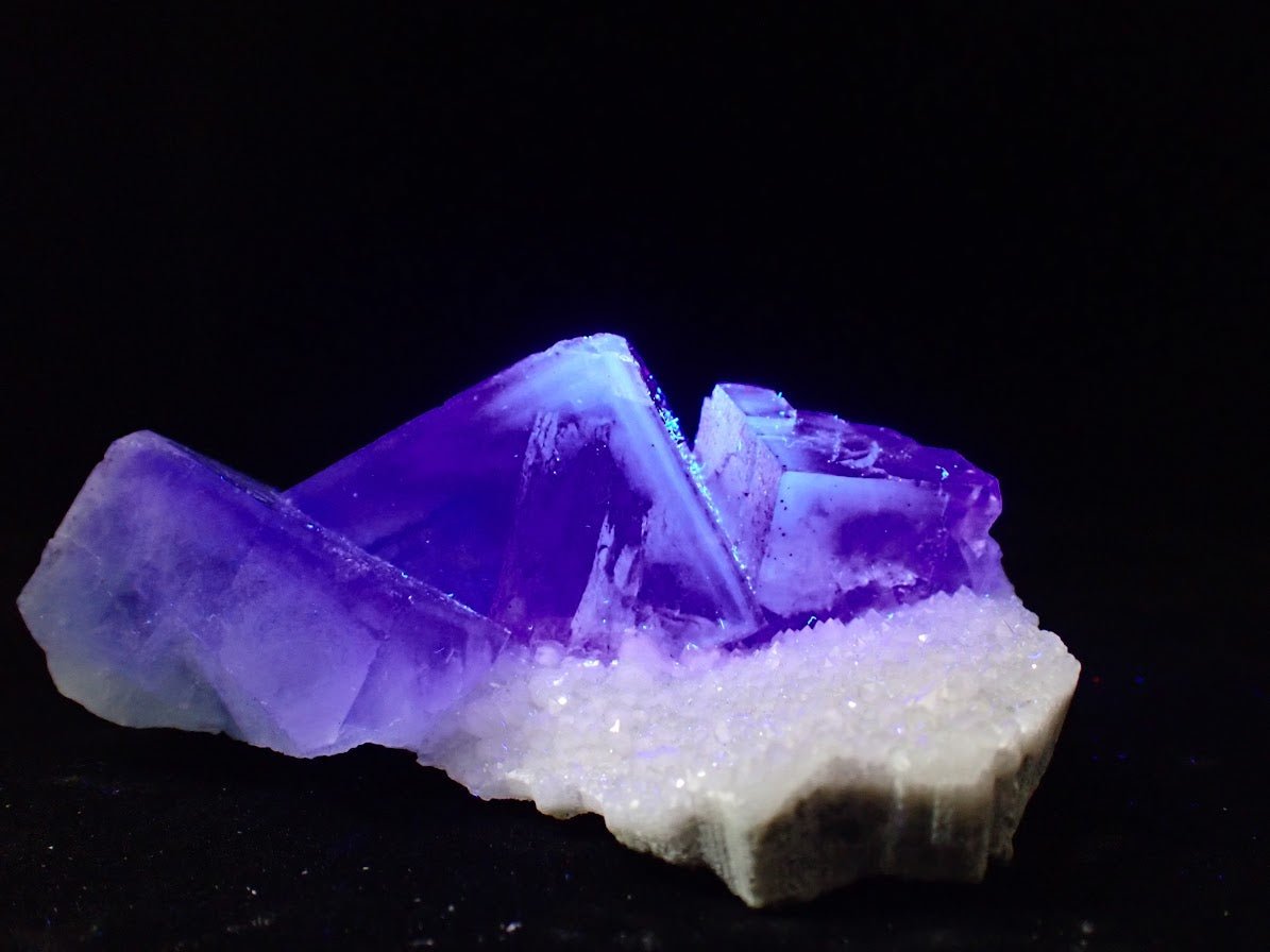 Blue Jelly Fluorite with Phantom Zoning on Quartz – Yaogangxian Mine, China