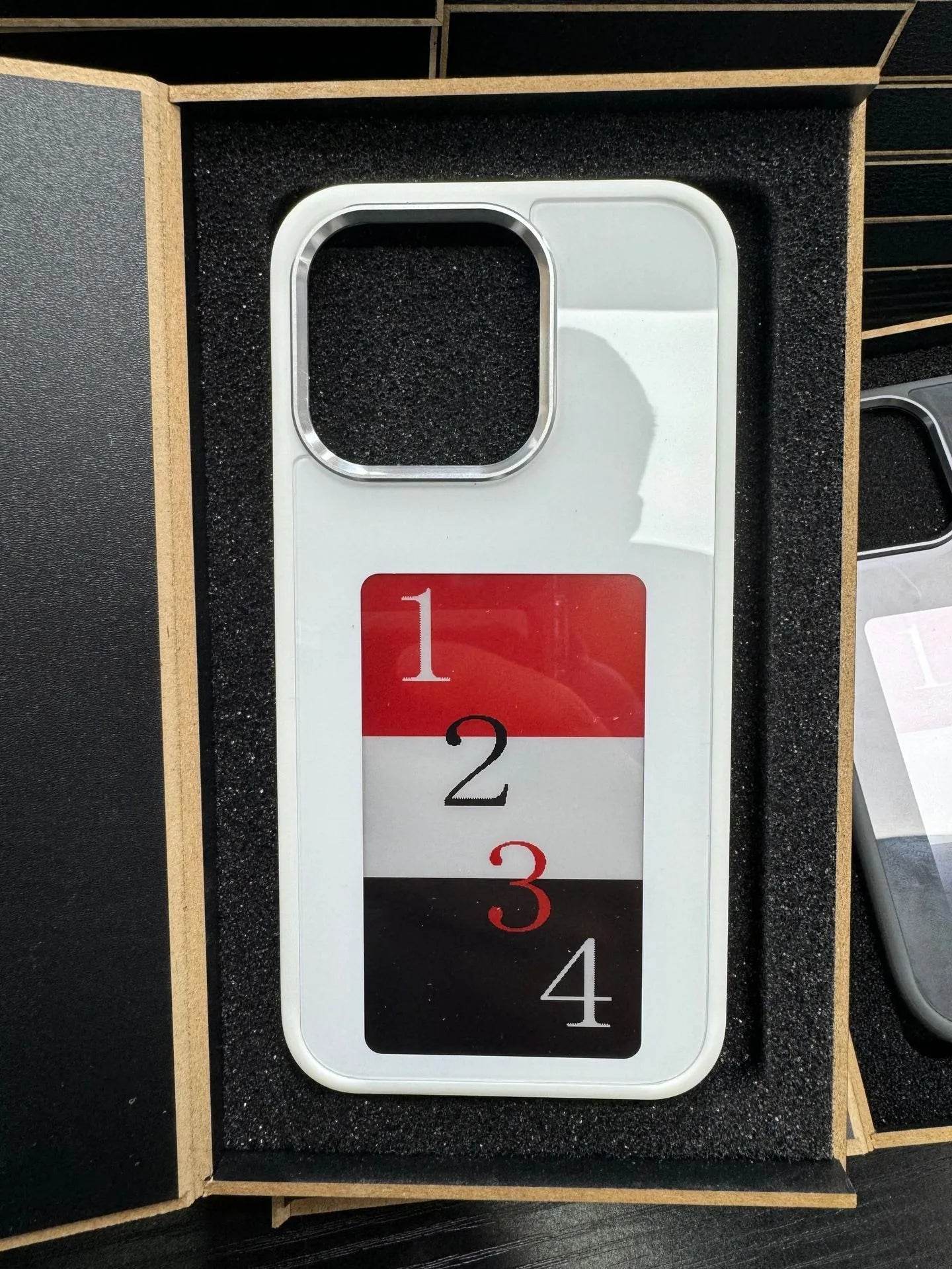 Smart Ink Screen Couple Phone Case NFC Sensor Projection Screen - Velora