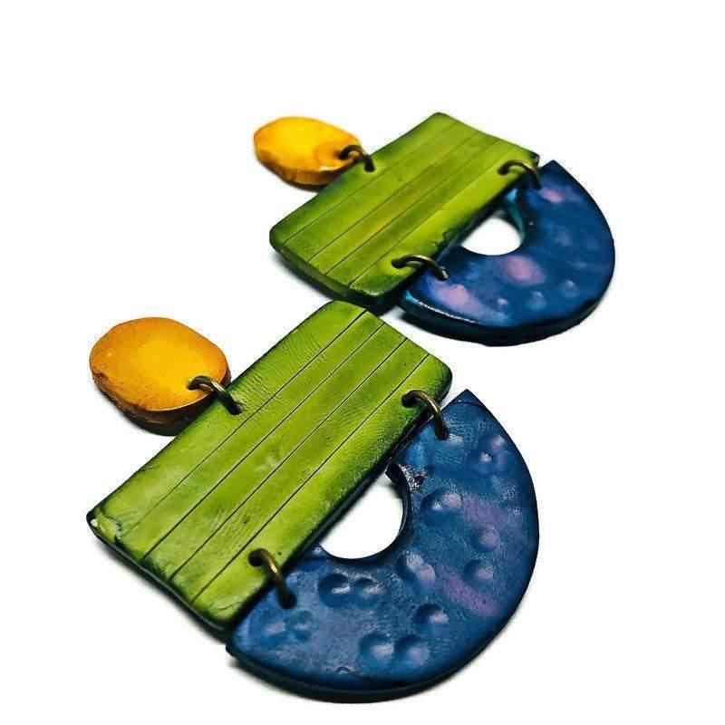 Colorful Painted Statement Necklace with Geometric Design - Velora Luxury Fashion