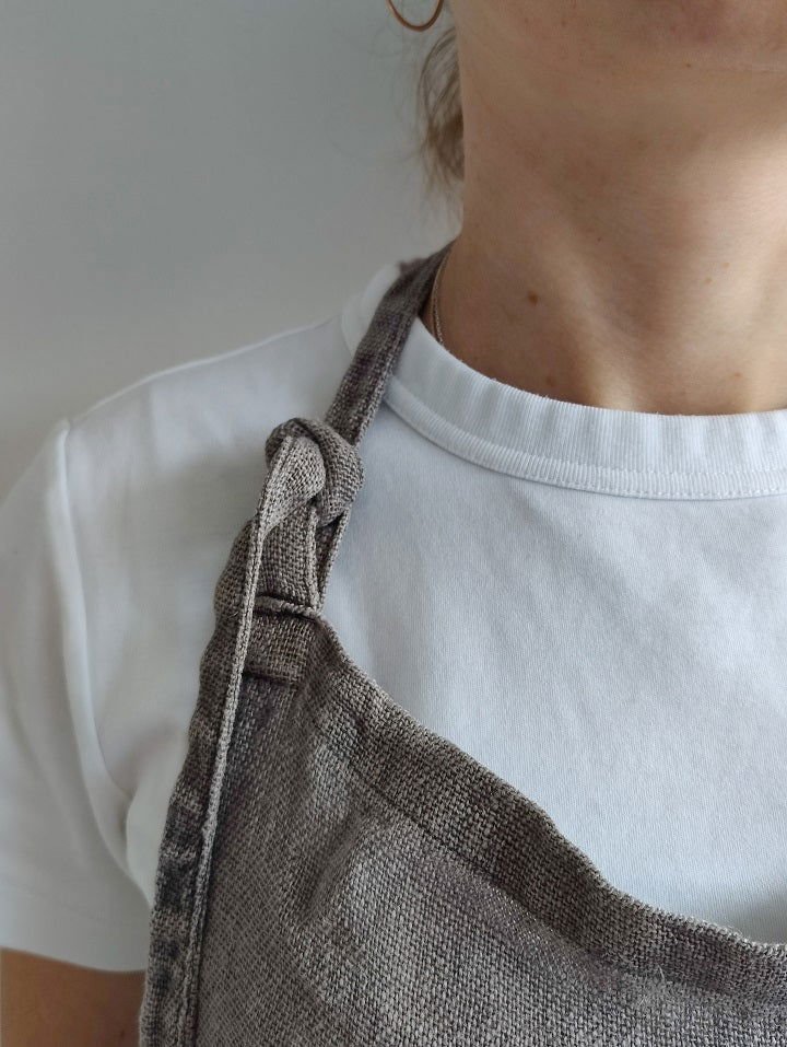 Culinary Linen Apron - Velora Luxury Fashion