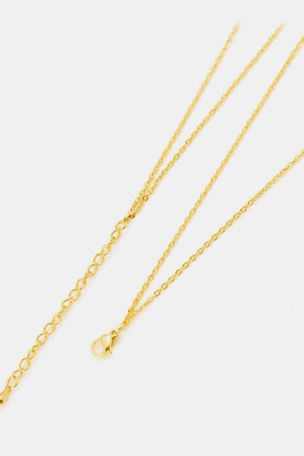 Linked Ring Pendant Chain Necklace - Velora