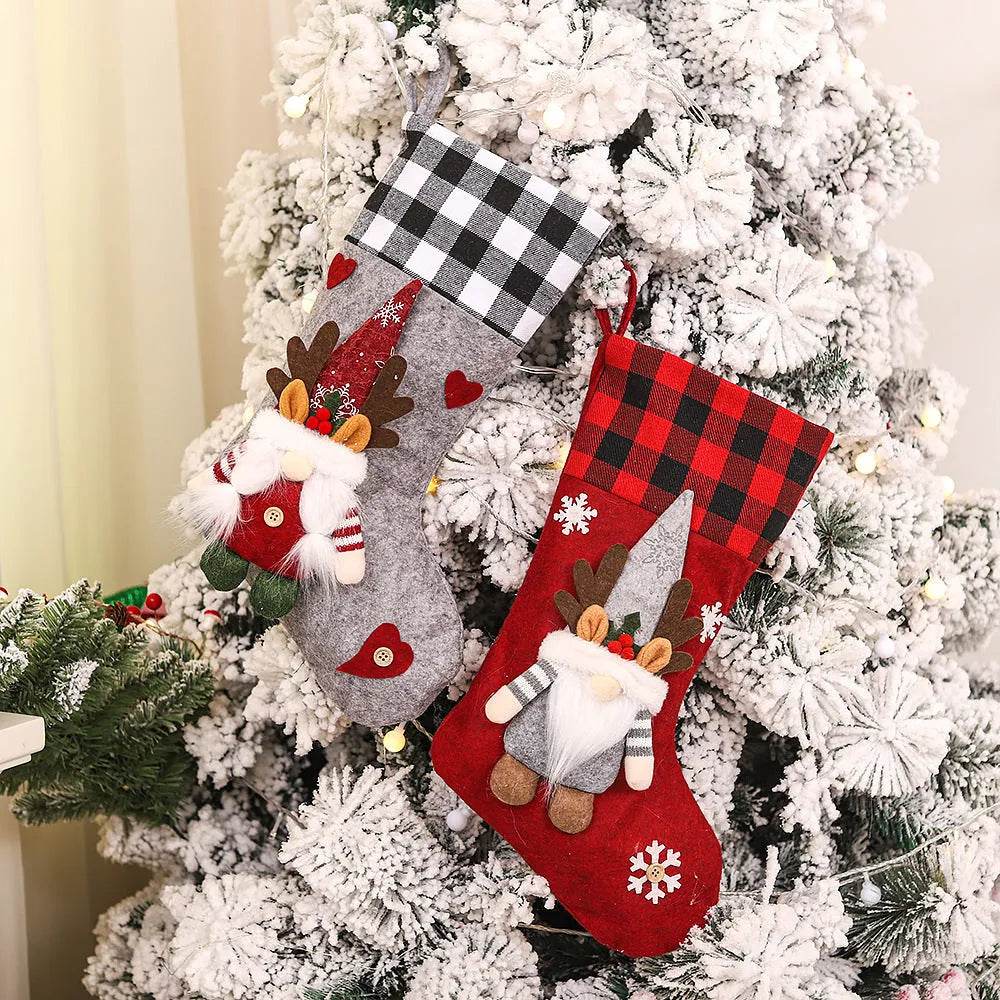 Plaid Three-dimensional Couple Faceless Doll Christmas Stockings Christmas Eve Gift Bag Candy Bag - Velora