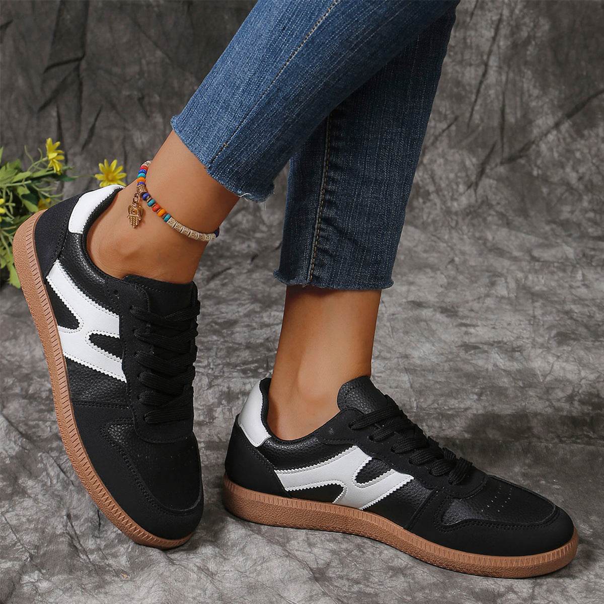 New Colorblock Lace-up Flats Shoes Fashion Round Toe Slip On Casual Shoes For Women - Velora