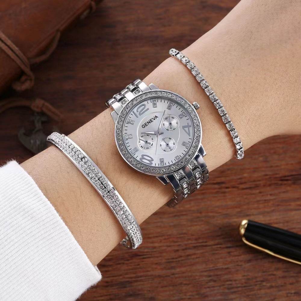 Unisex Three-piece Bracelet Watch for women