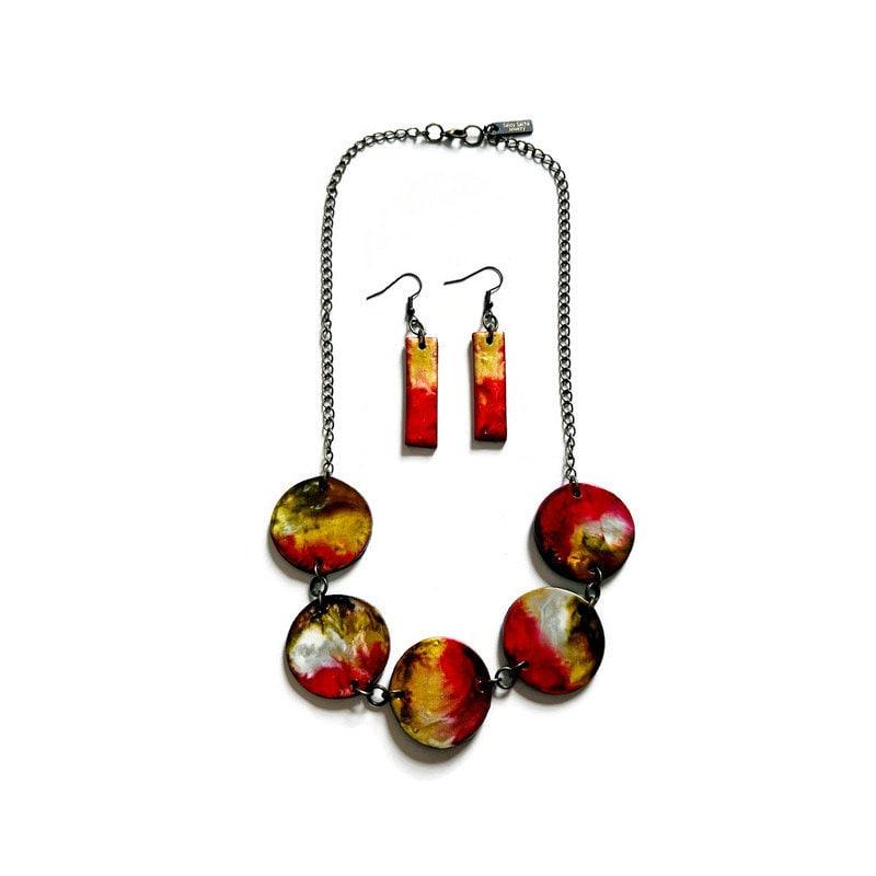 Earth Tone Beaded Necklace with Short Adjustable Chain - Velora Luxury Fashion