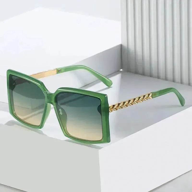 Fashion Box Simple Catwalk Light Luxury Sunglasses - Velora