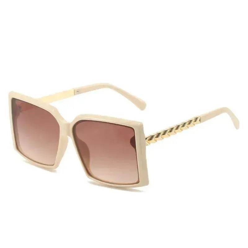 Fashion Box Simple Catwalk Light Luxury Sunglasses - Velora