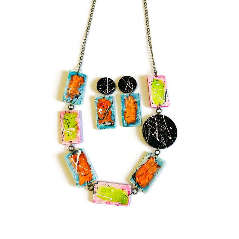 Bold Colorful Beaded Statement Necklace- Paint Spalsh - Velora Luxury Fashion