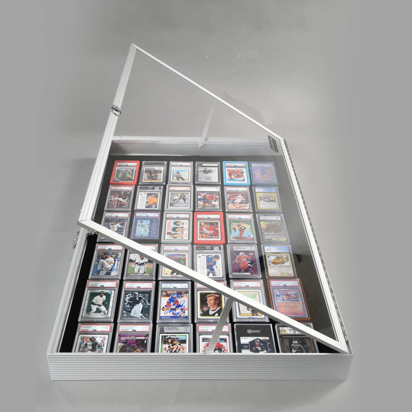 EVORETRO Lockable Aluminum Display Case 36 x 24 x 4" Silver– Secure Showcase for Collectibles