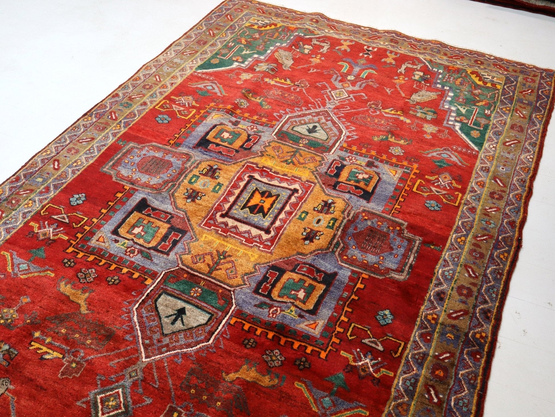 NW Persian Rug | 5' 1” x 9' - Velora