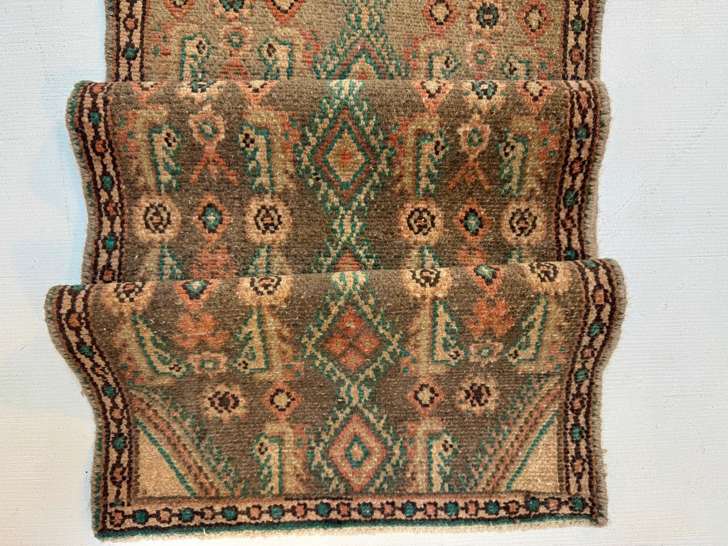 Persian Borujerd Runner Rug | 1' 10” x 6' 5" - Velora