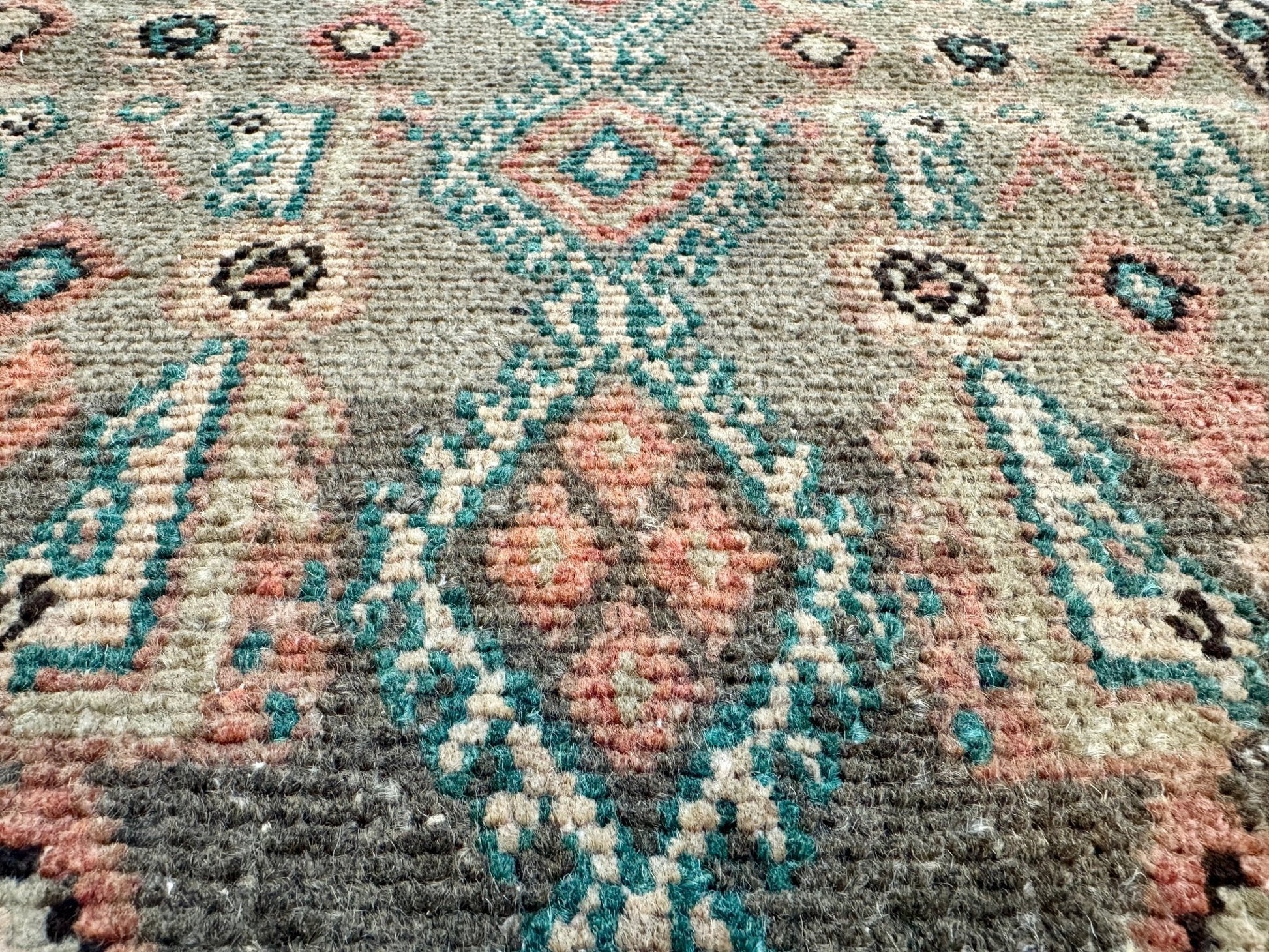 Persian Borujerd Runner Rug | 1' 10” x 6' 5" - Velora
