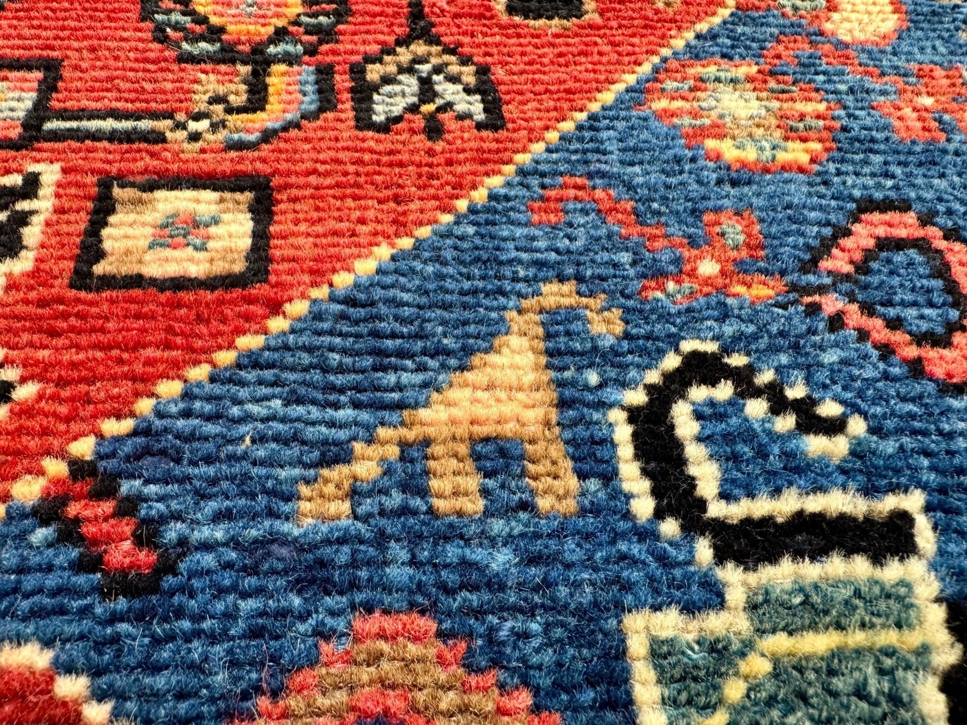 Persian Hamadan Rug | 2' 5” x 4' - Velora