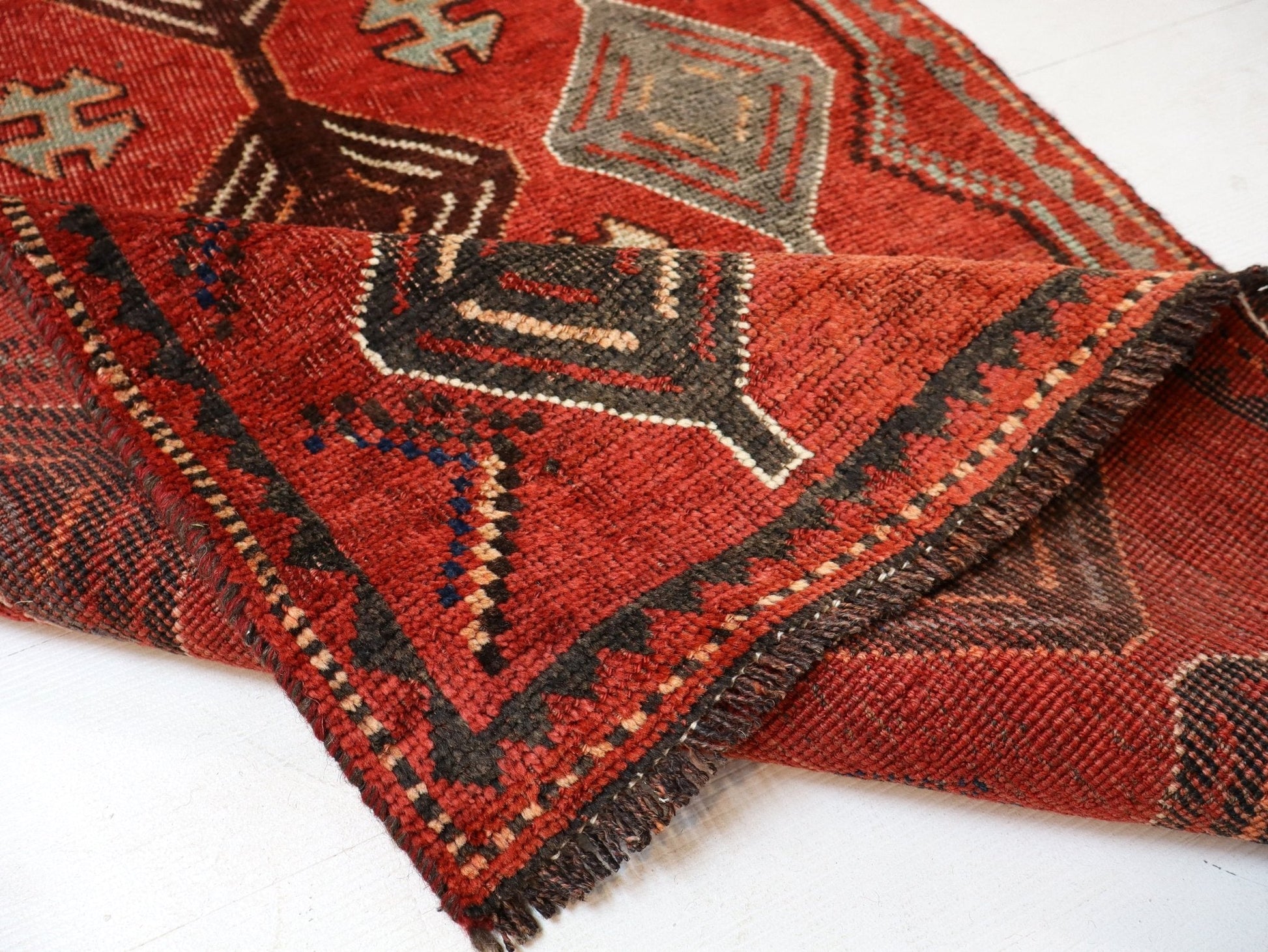 Persian Luri Runner Rug | 3' 1” x 8' 8" - Velora