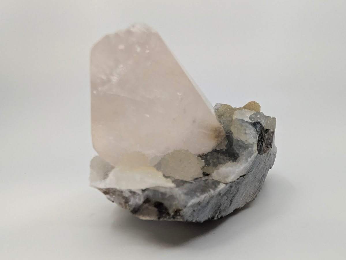 Radiant Dogtooth Calcite with Sugar Sphalerite – Fujian, China