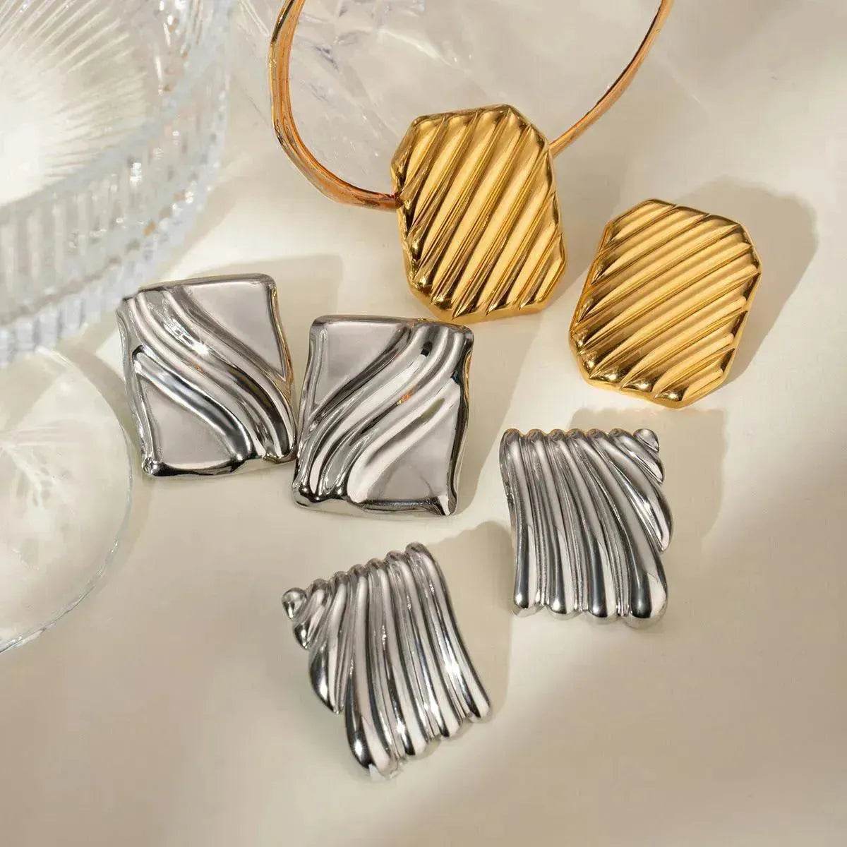 Trendy 18K Gold Stainless Steel Cube Wave Stud Earrings for Women Wedding Earrings - Velora