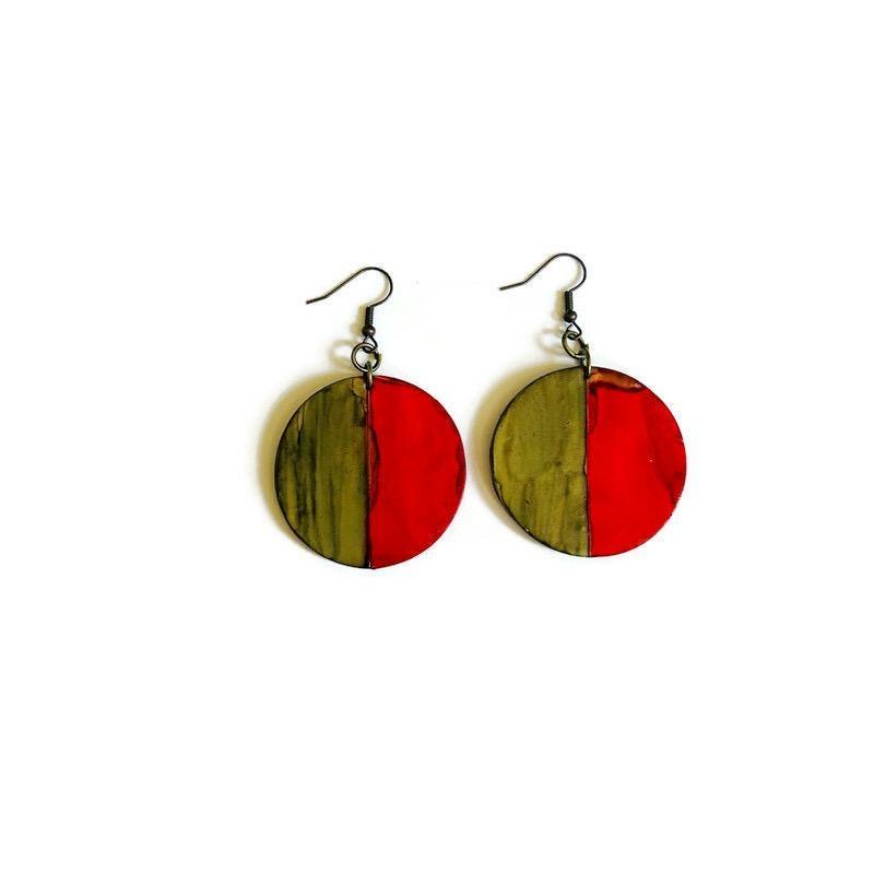 Two Tone Disc Earrings in Red & Grey - Velora Luxury Fashion
