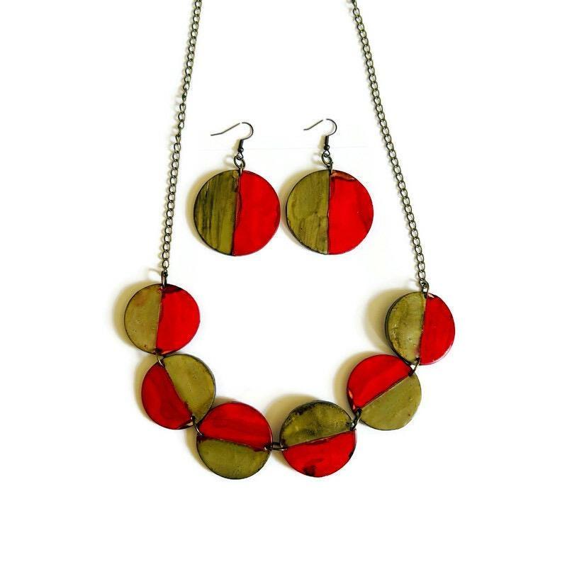Two Tone Disc Earrings in Red & Grey - Velora Luxury Fashion