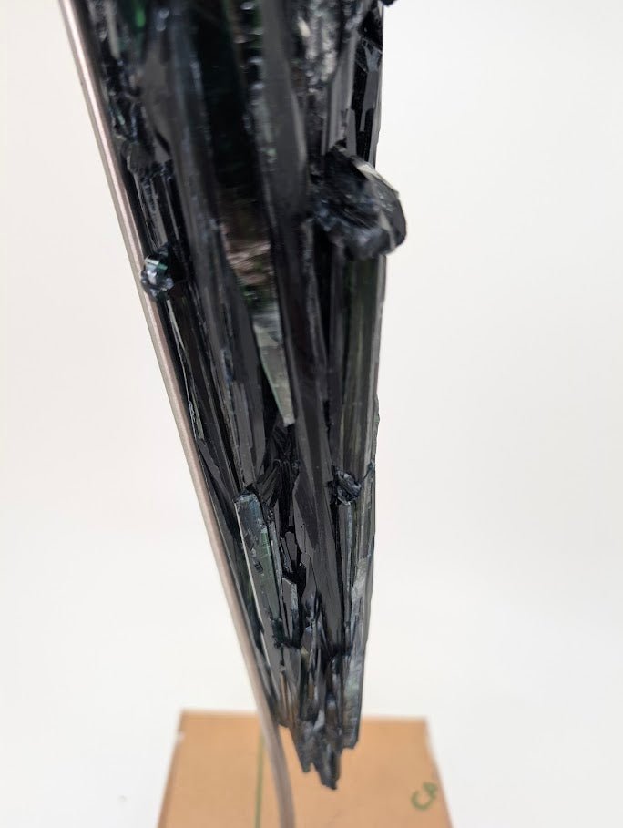 Vivianite Crystal - 1.9kg, 38cm Tall - Cabeca do Cachorro Claim, Amazonas, Brazil