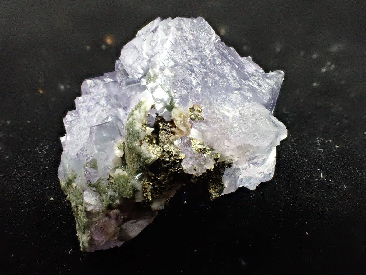 Vivid Purple Yaogangxian (YGX) Fluorite with Golden Pyrite (1 × 1 × 1″, 37g)