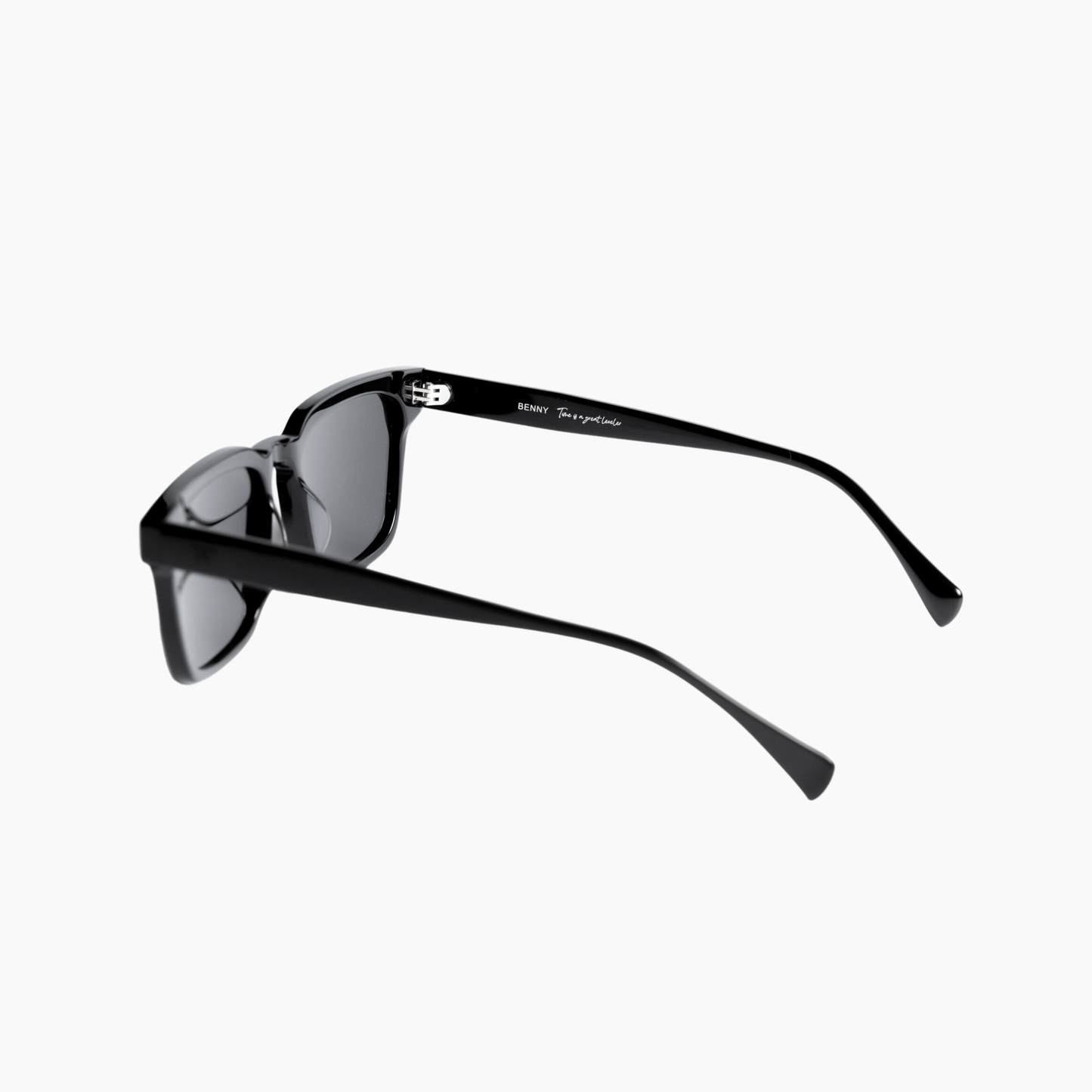 BENNY - Matte Black